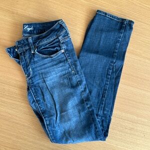 EUC AE Skinny Jeans